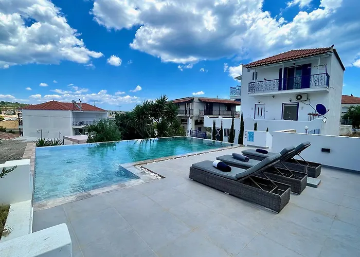 Portoheli Downtown, Pool & Port View Σπίτι διακοπών Πόρτο Χέλι